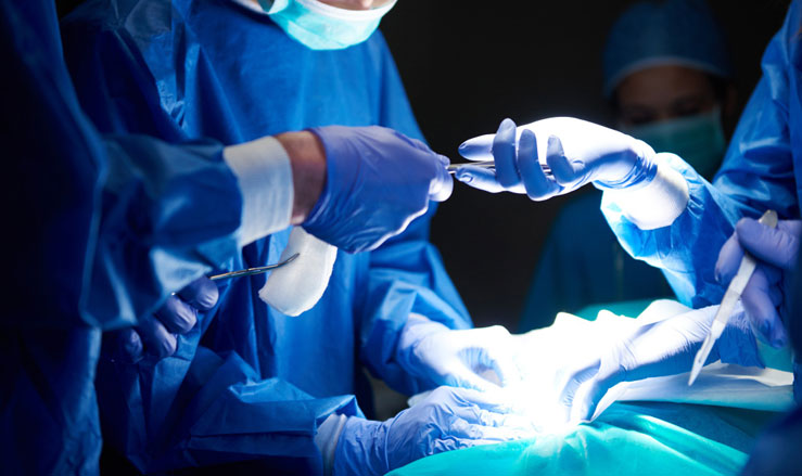 جراح و متخصص کليه و مجاري ادراري